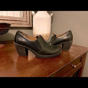 Born BOC Kimy Pebbled Leather Heeled Short Bootie